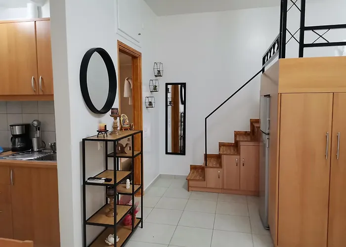Floras House