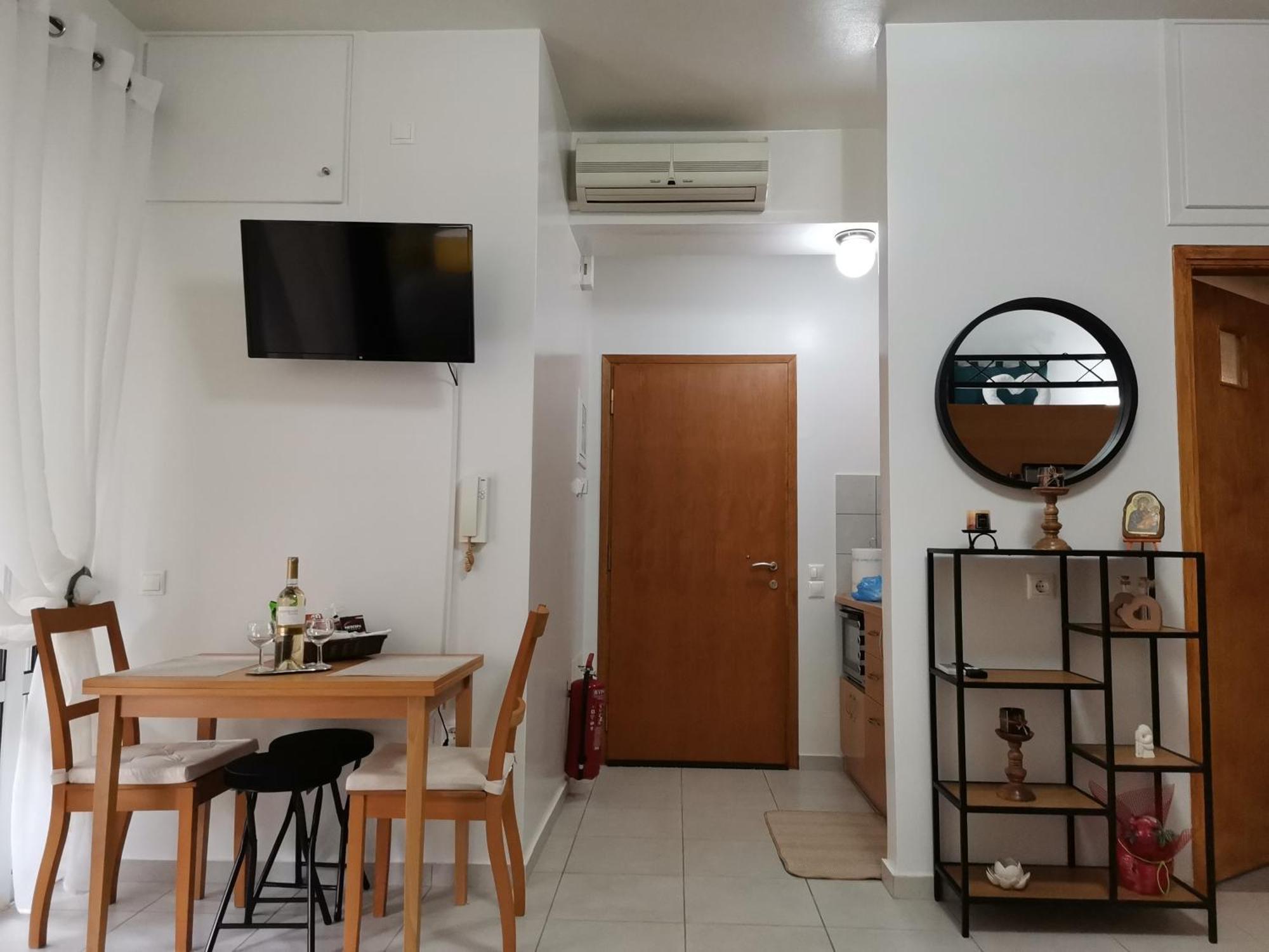 Floras House Apartment